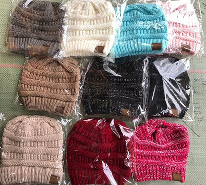 Women’s Winter Knit Beanie Hat, Messy Bun & Ponytail Opening