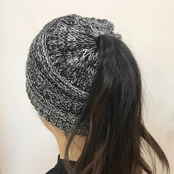 Women’s Winter Knit Beanie Hat, Messy Bun & Ponytail Opening